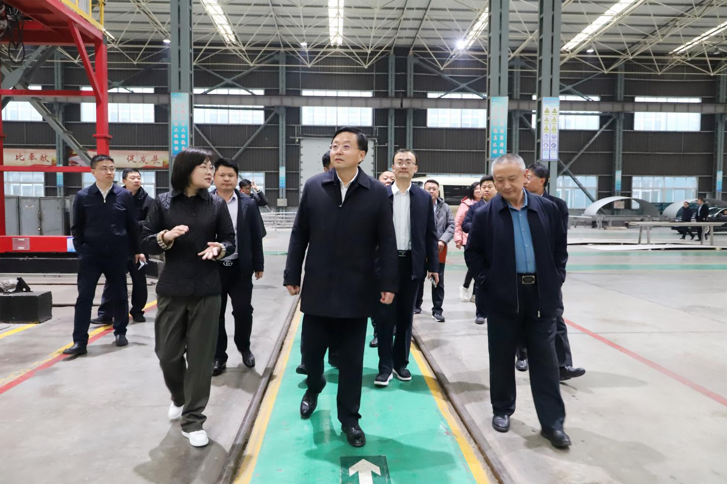 鄒平市委副書記、市長張謙來山東三星集團(tuán)調(diào)研