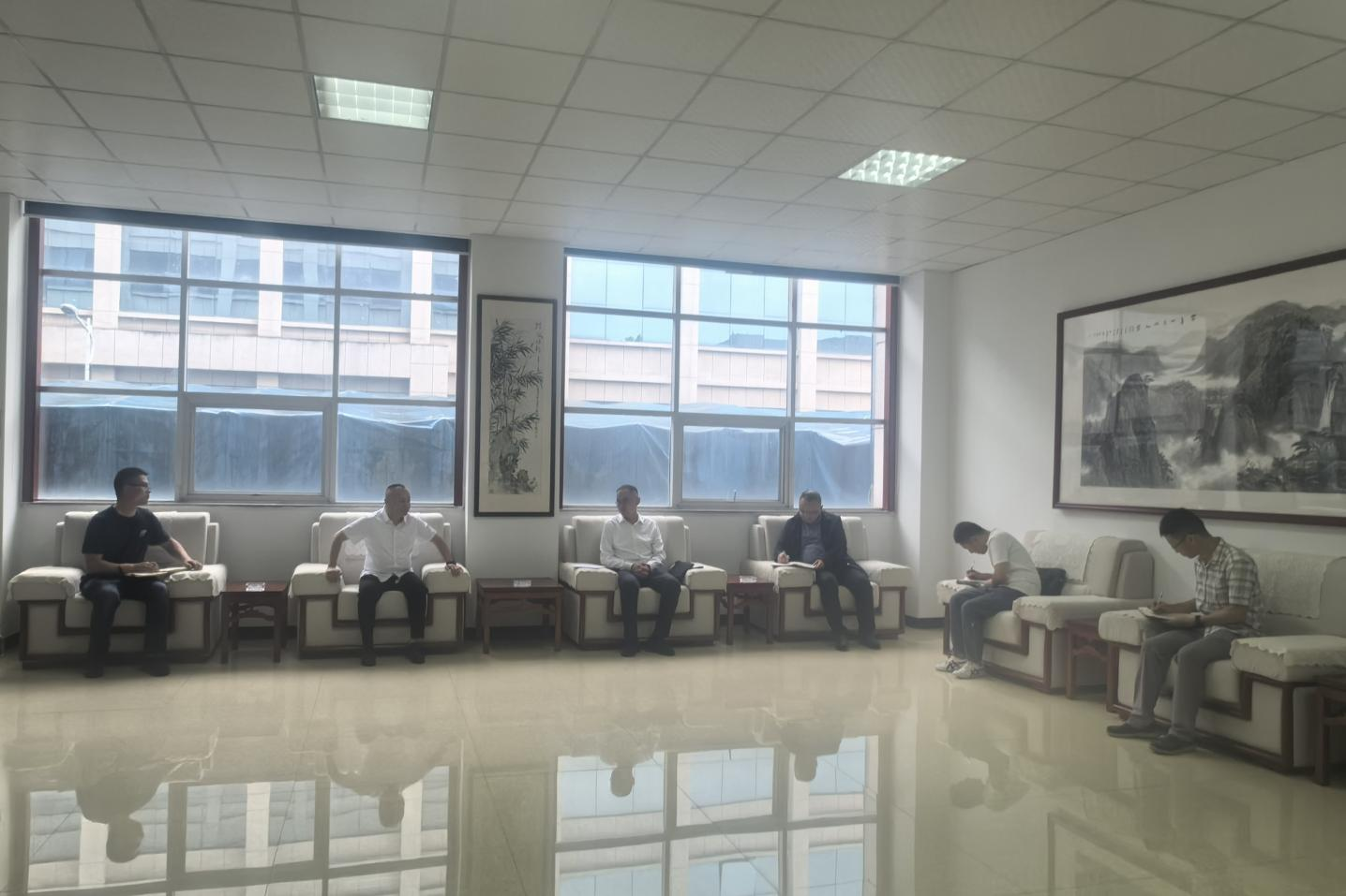 桐廬縣委常委、縣政府黨組成員吳濤來桐廬公司調研指導安全生產工作